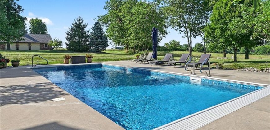 4808 NE. 137th Street, Smithville, MO 64089