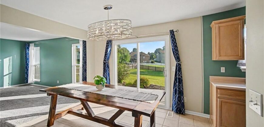 1058 Maple Woods Terrace, Liberty, MO 64068