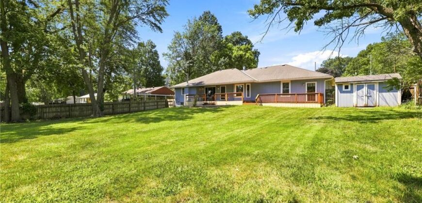 7305 N Harrison Street, Gladstone, MO 64118