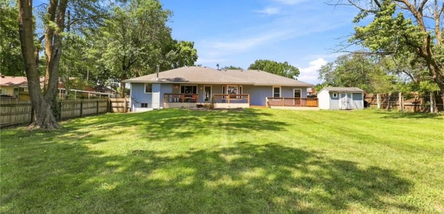 7305 N Harrison Street, Gladstone, MO 64118