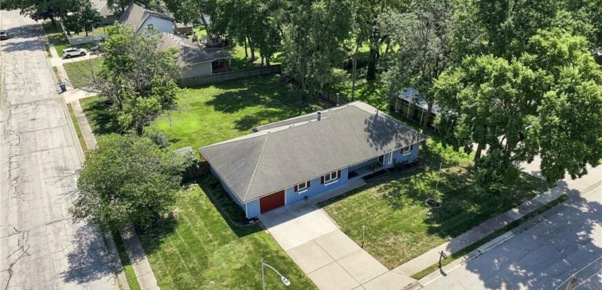 7305 N Harrison Street, Gladstone, MO 64118