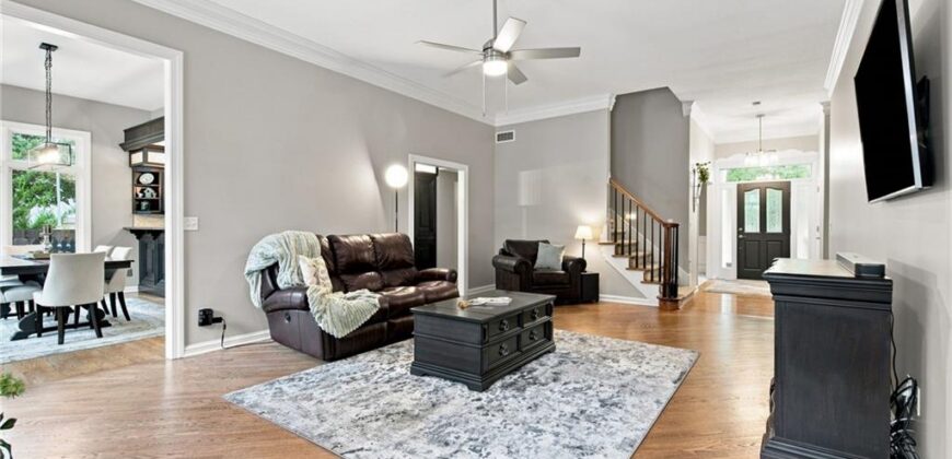 6100 NW 78TH Street, Kansas City, MO 64151