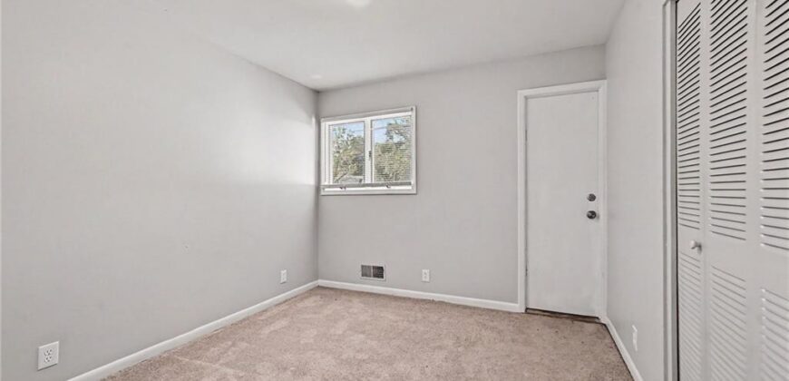 1710 NE 67th Terrace, Kansas City, MO 64118