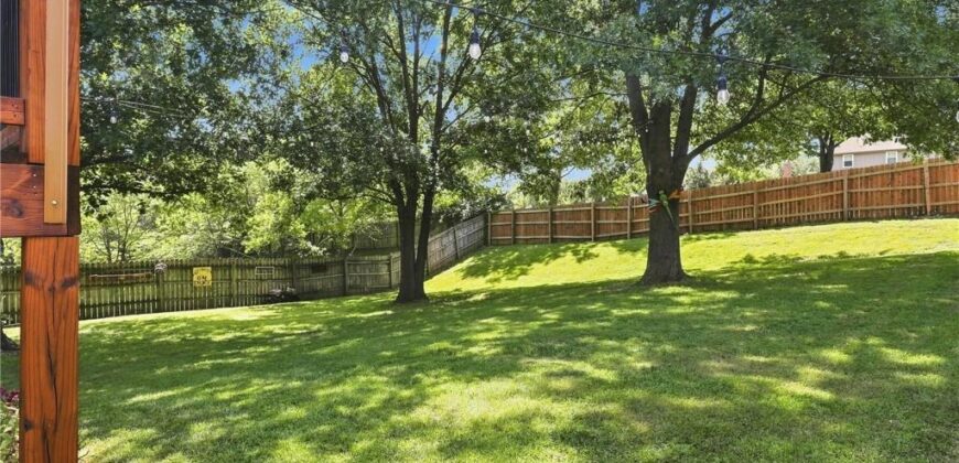 4109 NW 64th Place, Kansas City, MO 64151
