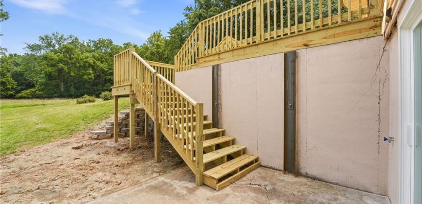19607 Fightmaster Road, Trimble, MO 64492