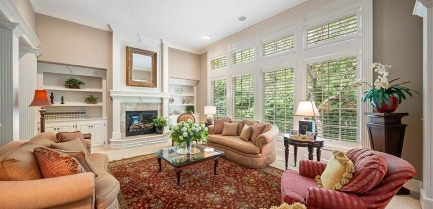 8604 N MARSH Avenue, Kansas City, MO 64157