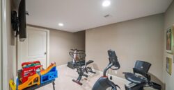 8604 N MARSH Avenue, Kansas City, MO 64157