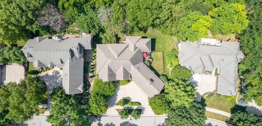 8604 N MARSH Avenue, Kansas City, MO 64157