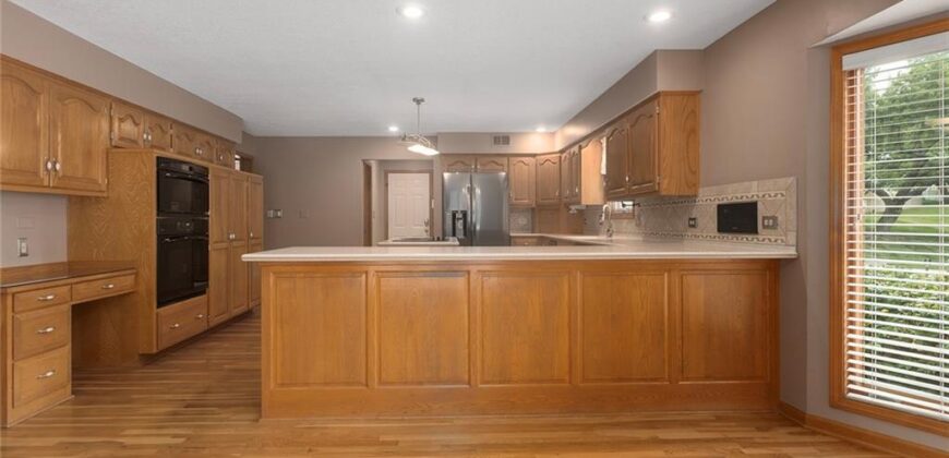 6914 N Bellefontaine Avenue, Gladstone, MO 64119
