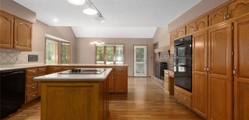 6914 N Bellefontaine Avenue, Gladstone, MO 64119