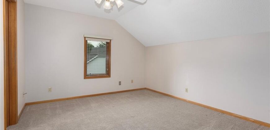 6914 N Bellefontaine Avenue, Gladstone, MO 64119
