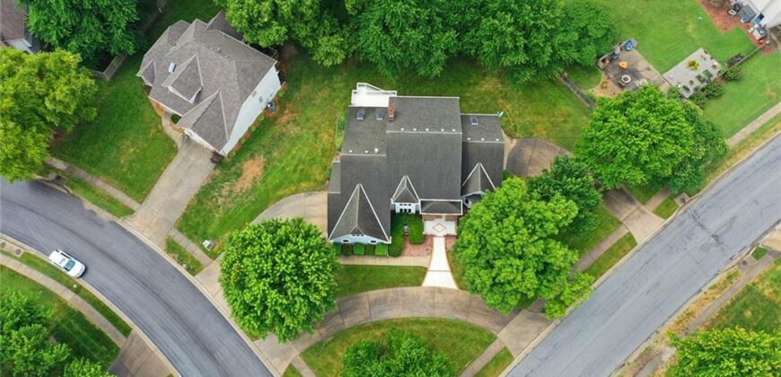 6914 N Bellefontaine Avenue, Gladstone, MO 64119
