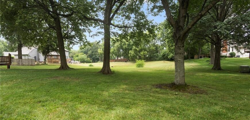 6914 N Bellefontaine Avenue, Gladstone, MO 64119