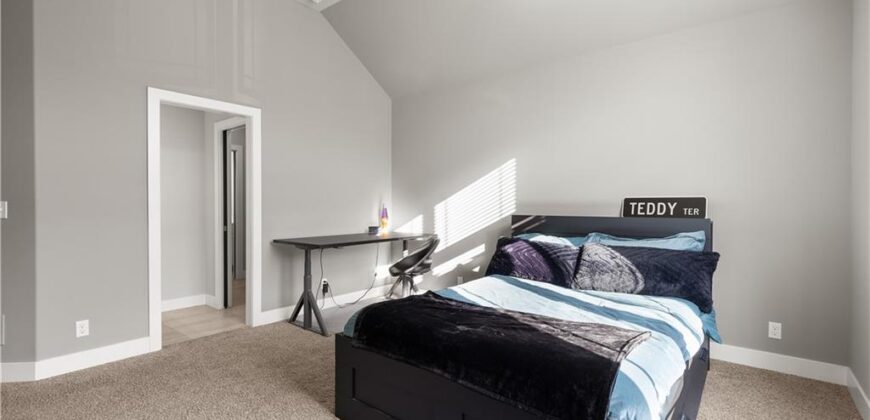 5947 N Cosby Avenue, Kansas City, MO 64151
