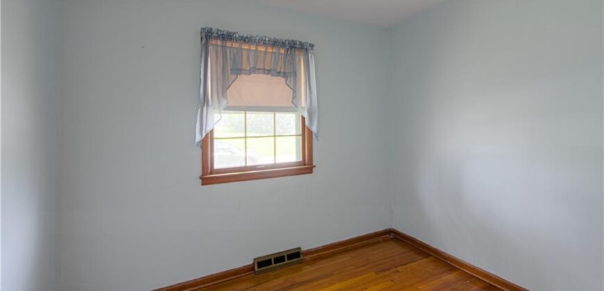 820 S Main Street, Liberty, MO 64068