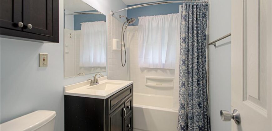 820 S Main Street, Liberty, MO 64068