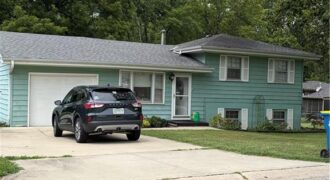 820 S Main Street, Liberty, MO 64068