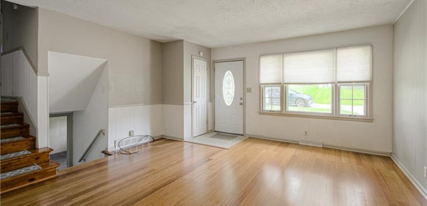 820 S Main Street, Liberty, MO 64068
