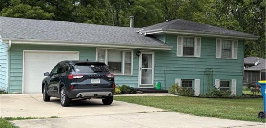 820 S Main Street, Liberty, MO 64068