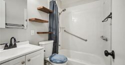 8812 N OAK Trafficway, Kansas City, MO 64155