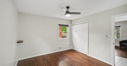 8812 N OAK Trafficway, Kansas City, MO 64155
