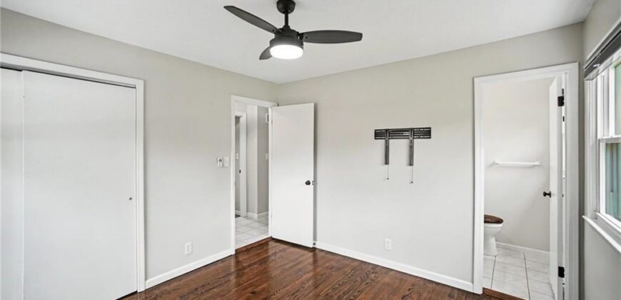 8812 N OAK Trafficway, Kansas City, MO 64155