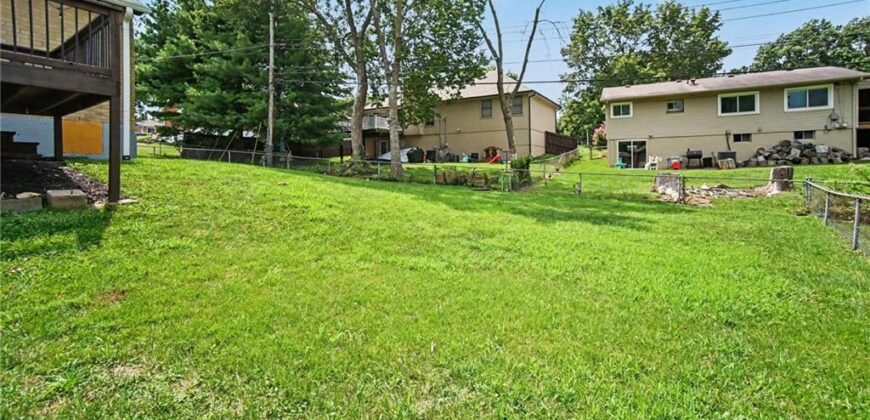 8812 N OAK Trafficway, Kansas City, MO 64155