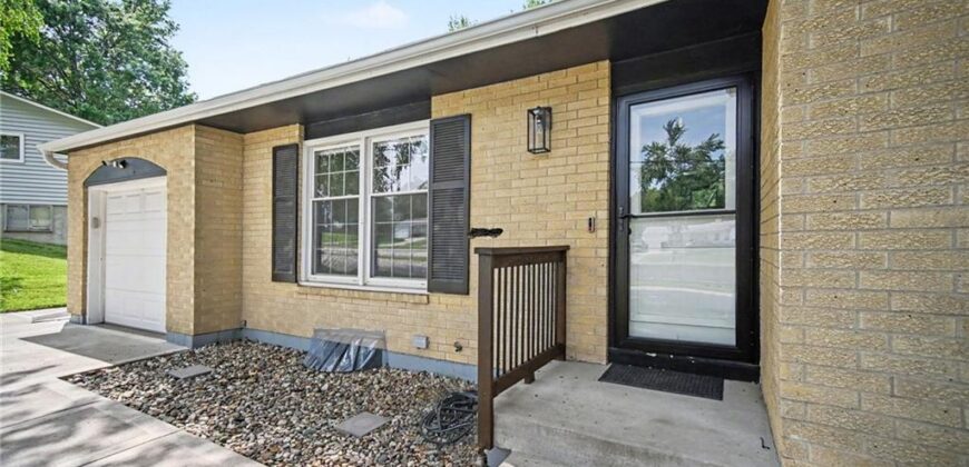8812 N OAK Trafficway, Kansas City, MO 64155