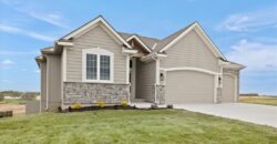 17507 Grey Hawke Ridge, Smithville, MO 64089