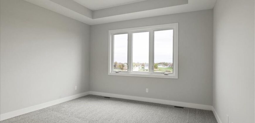 17507 Grey Hawke Ridge, Smithville, MO 64089