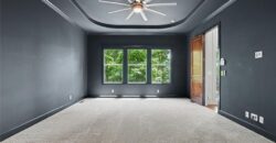 5950 N Saline Avenue, Kansas City, MO 64151