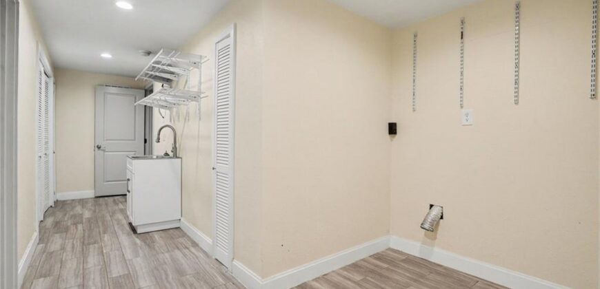 5950 N Saline Avenue, Kansas City, MO 64151