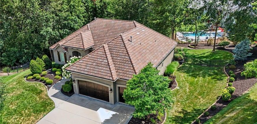 5950 N Saline Avenue, Kansas City, MO 64151
