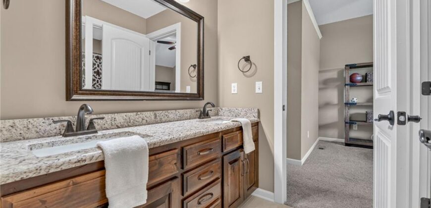 12975 N Champanel Way, Platte City, MO 64079