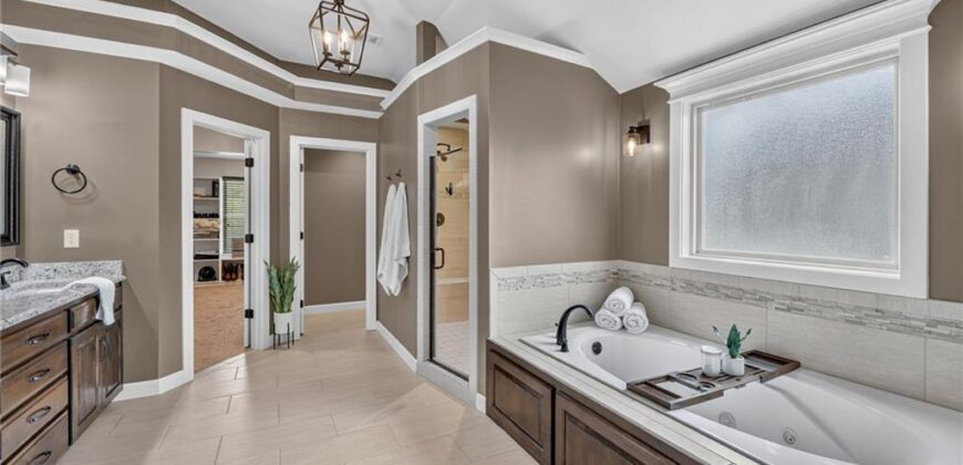 12975 N Champanel Way, Platte City, MO 64079