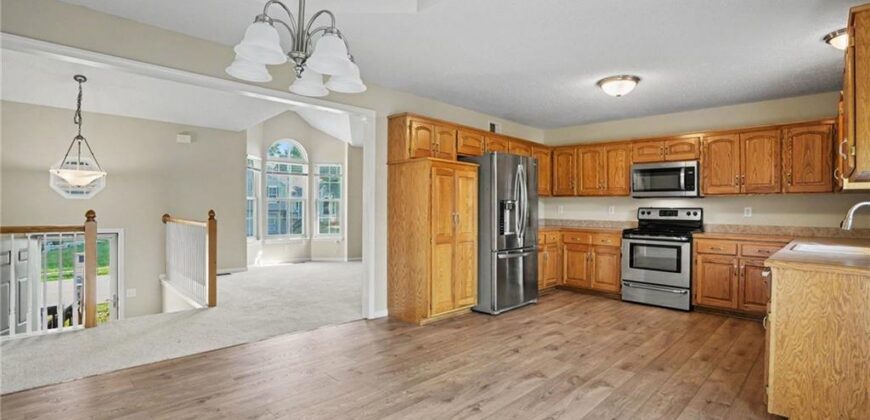 3703 NE 81 Terrace, Kansas City, MO 64119