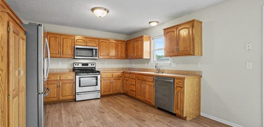 3703 NE 81 Terrace, Kansas City, MO 64119