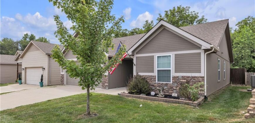 12222 N Atkins Avenue, Kansas City, MO 64163