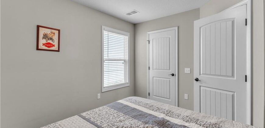 12222 N Atkins Avenue, Kansas City, MO 64163