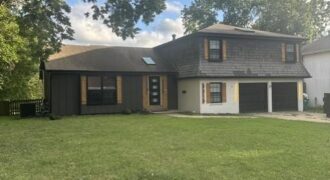 3315 Shady Lane Drive, Gladstone, MO 64119