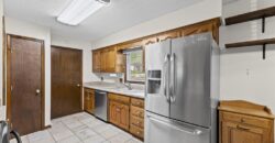 8210 N Virginia Avenue, Kansas City, MO 64118