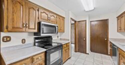 8210 N Virginia Avenue, Kansas City, MO 64118