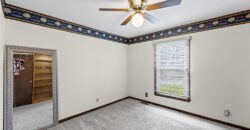 8210 N Virginia Avenue, Kansas City, MO 64118