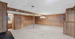 8210 N Virginia Avenue, Kansas City, MO 64118