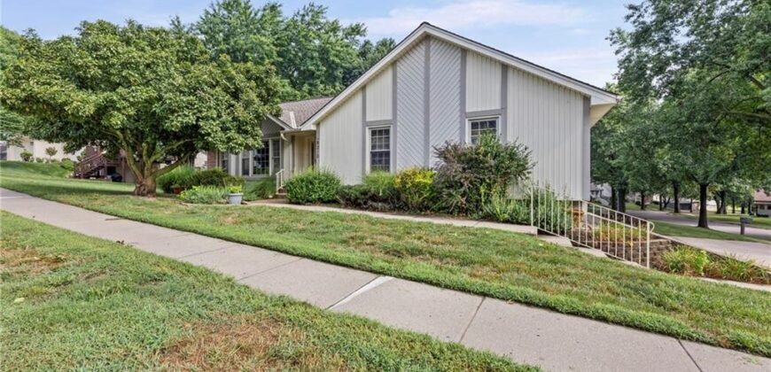 8210 N Virginia Avenue, Kansas City, MO 64118
