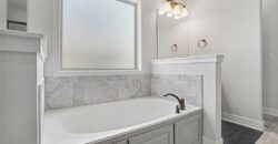 10824 N Crystal Avenue, Kansas City, MO 64153