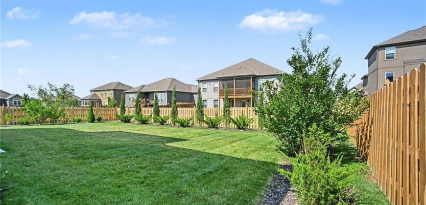 10824 N Crystal Avenue, Kansas City, MO 64153