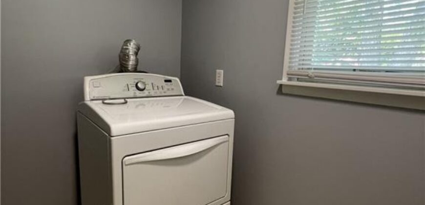 7724 NW Eastside Drive, Weatherby Lake, MO 64152