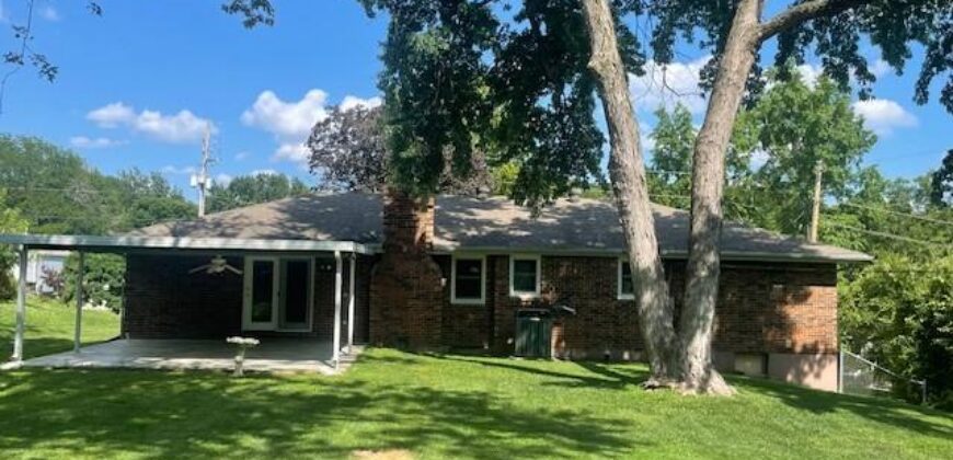 7724 NW Eastside Drive, Weatherby Lake, MO 64152