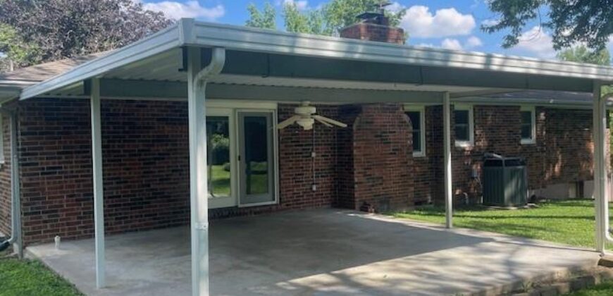 7724 NW Eastside Drive, Weatherby Lake, MO 64152